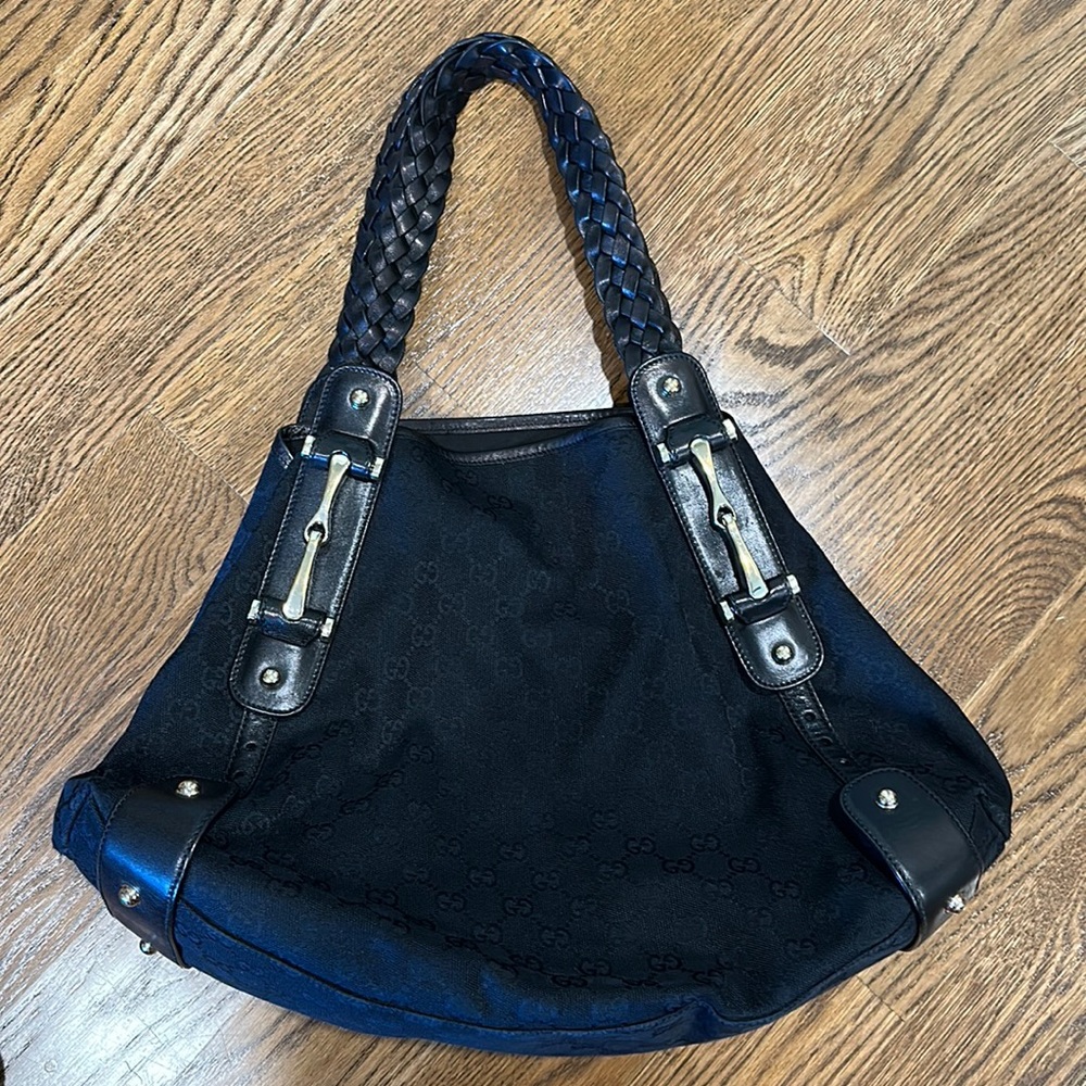Authentic Gucci Pelham bag